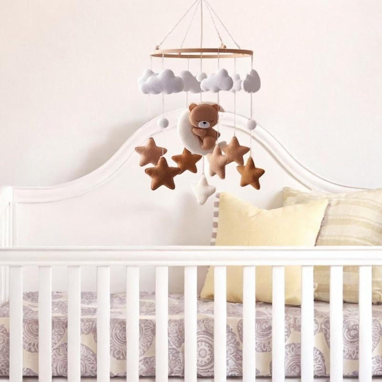 Amagogo Baby Crib Mobile Wooden Wind Chime Creative Hanging Nursery Decoration Photography Props Felt Ball Mobile Bed Bell, Bear