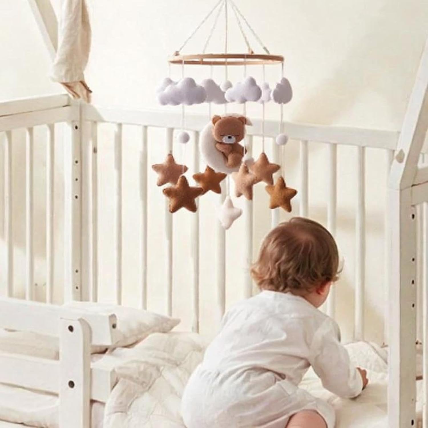 Amagogo Baby Crib Mobile Wooden Wind Chime Creative Hanging Nursery Decoration Photography Props Felt Ball Mobile Bed Bell, Bear